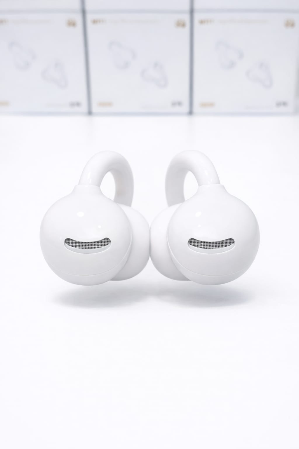 M11 Clip-On Earphones